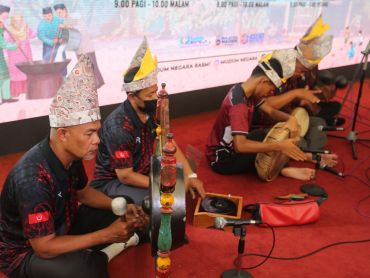 Nostalgia Anak Kampung: Temasya Riuh Sekampung